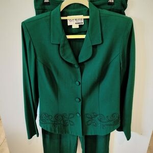 Sheri Martin Petites Forest Green 2 Piece Vintage Women's Pant Suit Size 10
